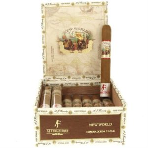 NEW WORLD - CONNECTICUT - Corona Gorda 5½ x 46